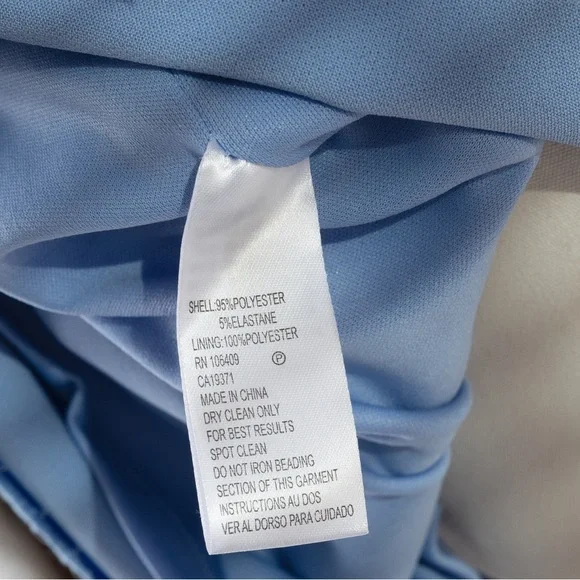 Elegant Blue Dress with Embellished Neckline - Picture 5 of 7